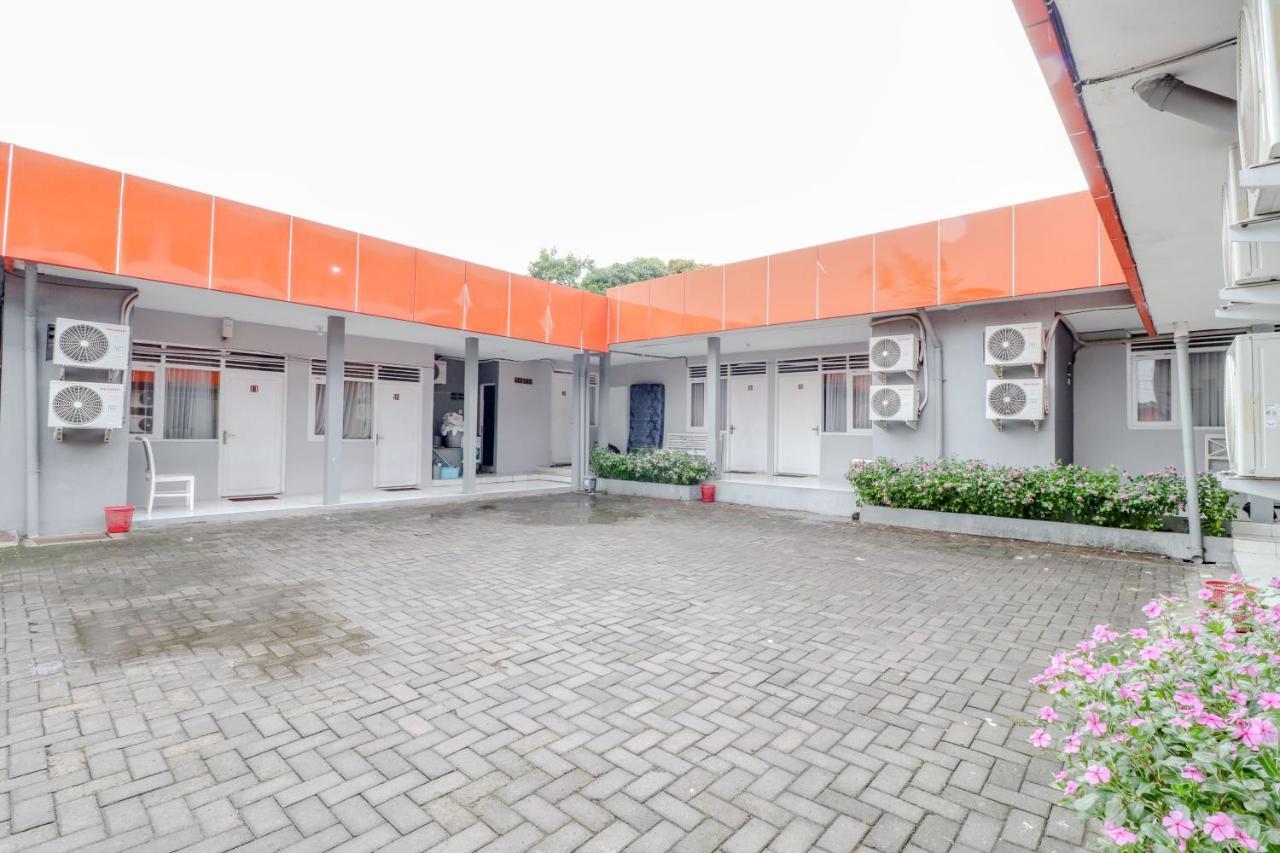 Ratu Guesthouse Sleman  Exterior photo
